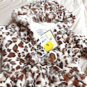 NWT Leopard Faux Fur Jacket - sz 5